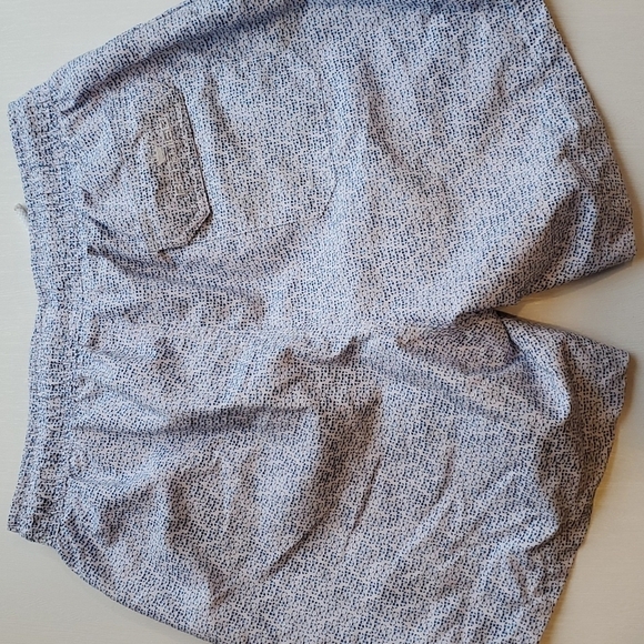 Bertigo White, Blue, and Black Eye Sunglasses Print Swim Trunk L NWOT - Picture 5 of 5